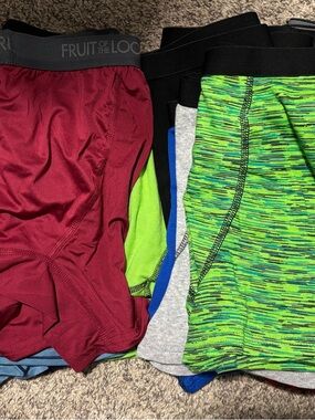 Boxer briefs - NWOT - Boys 14/16 (Hanes) & Men’s Small (Fruit of the Loom)